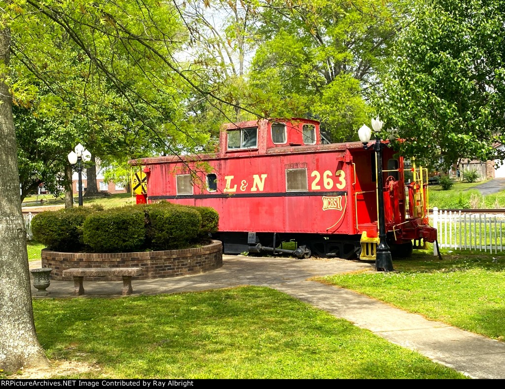 L&N 263